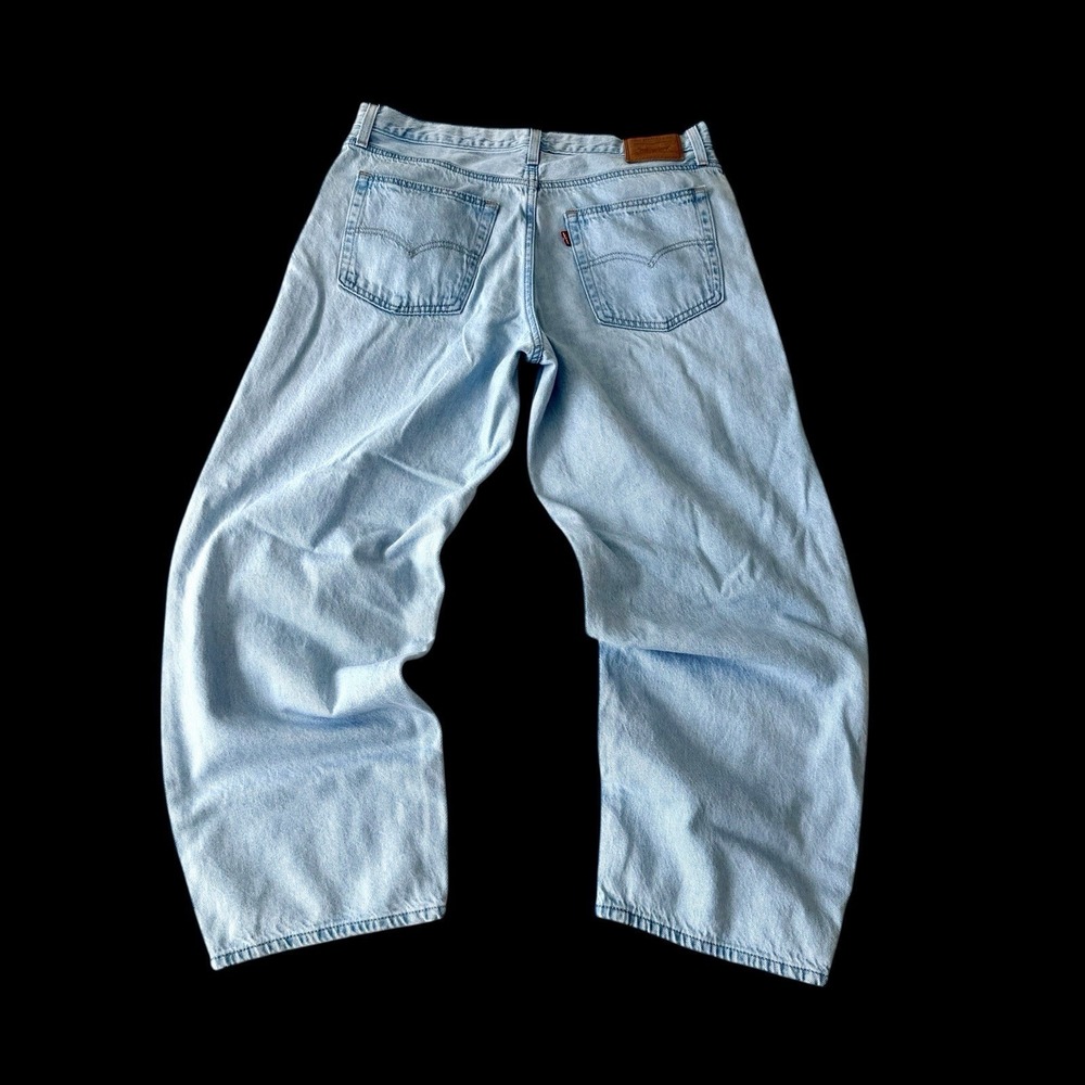 Levi's Baggy Dad Jeans Women's 31.5x28 Blue Relaxed Fit Premium Denim Distressed